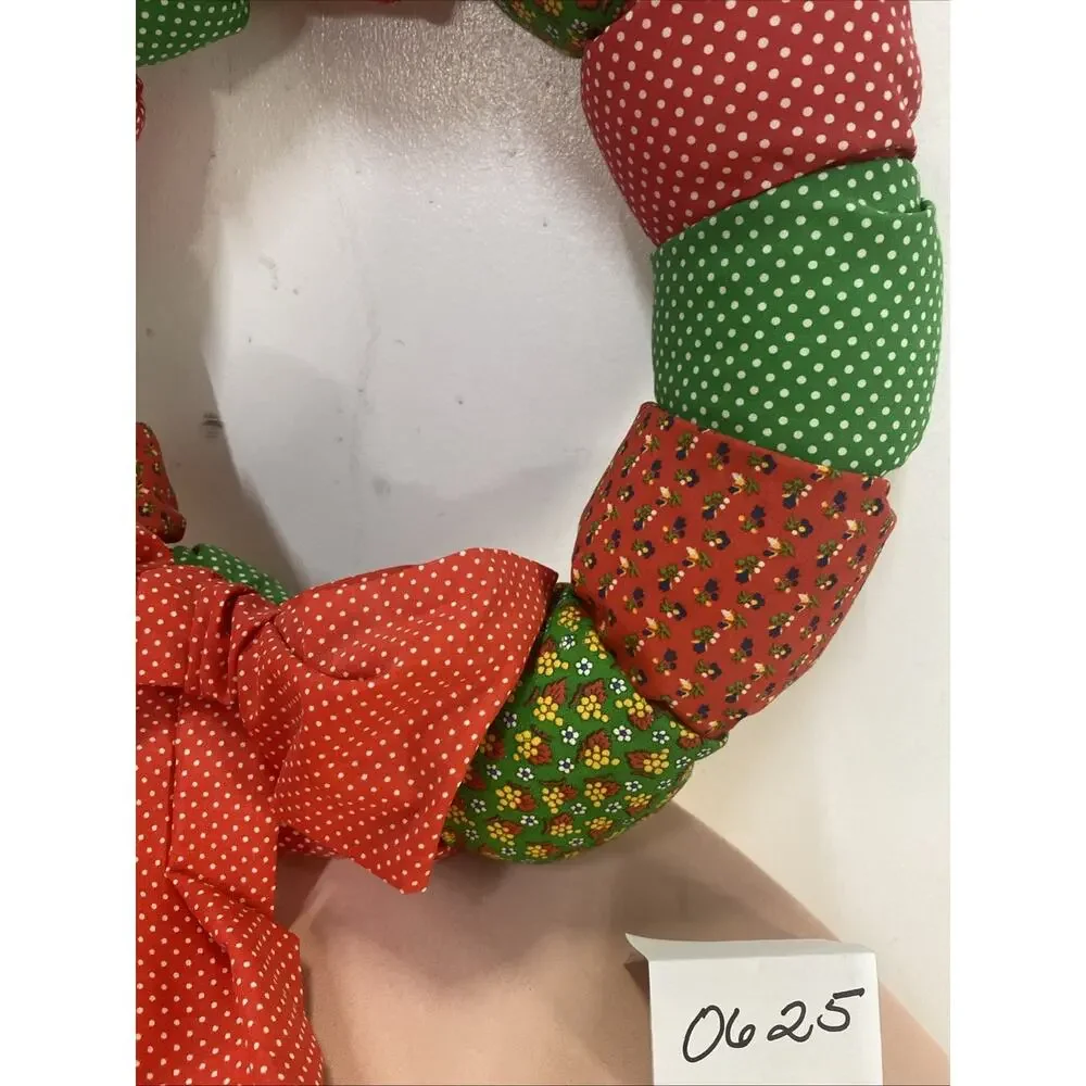 Vintage 70's Wreath Quilted Stuffed Fabric Handmade Retro Cottagecore Country...